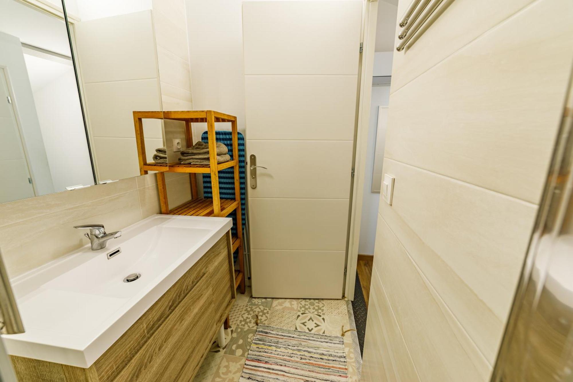 T3 Residence De Tourisme Voltaire Hyères Eksteriør billede
