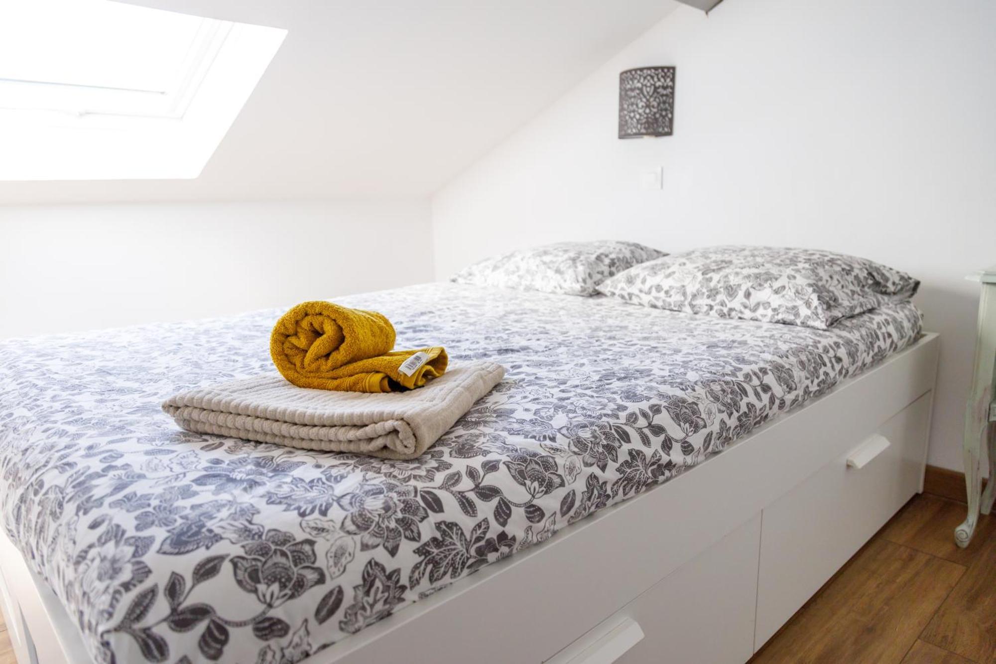 T3 Residence De Tourisme Voltaire Hyères Eksteriør billede