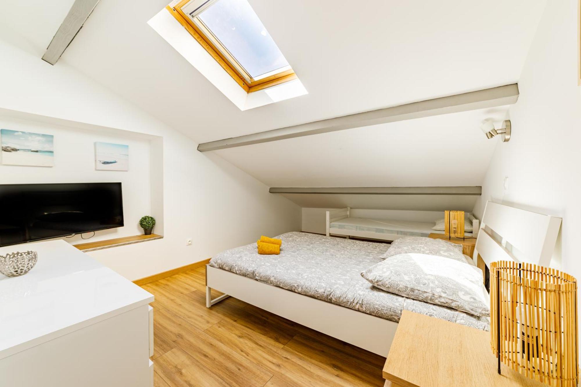T3 Residence De Tourisme Voltaire Hyères Eksteriør billede