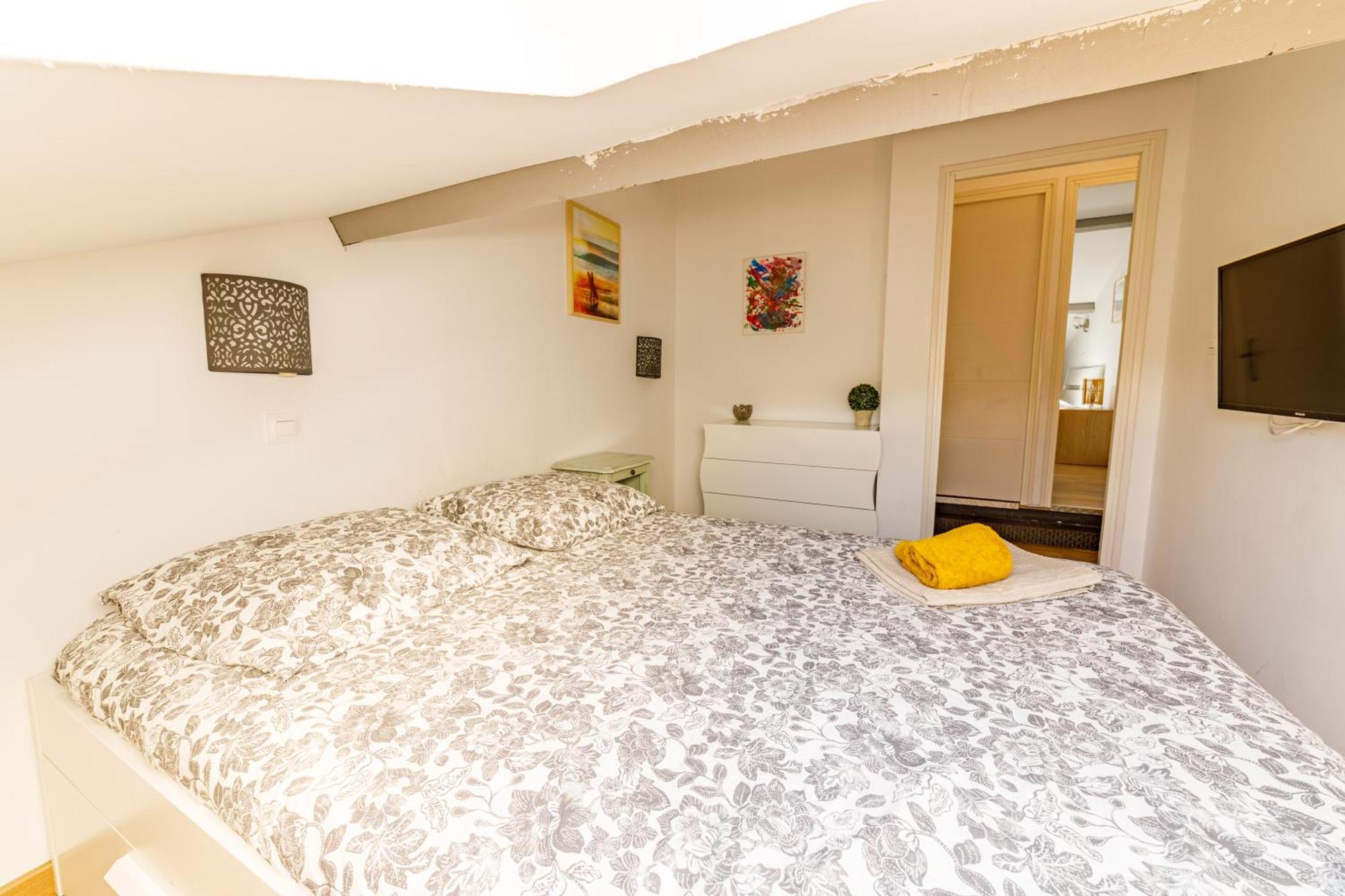 T3 Residence De Tourisme Voltaire Hyères Eksteriør billede
